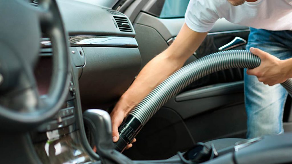 Car Vacuum Cleaning